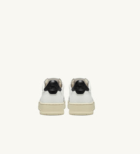 Autry Action Shoes Low Man Leather - White & Black